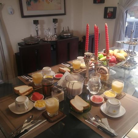 Fakali Homestay Кіто Екстер'єр фото