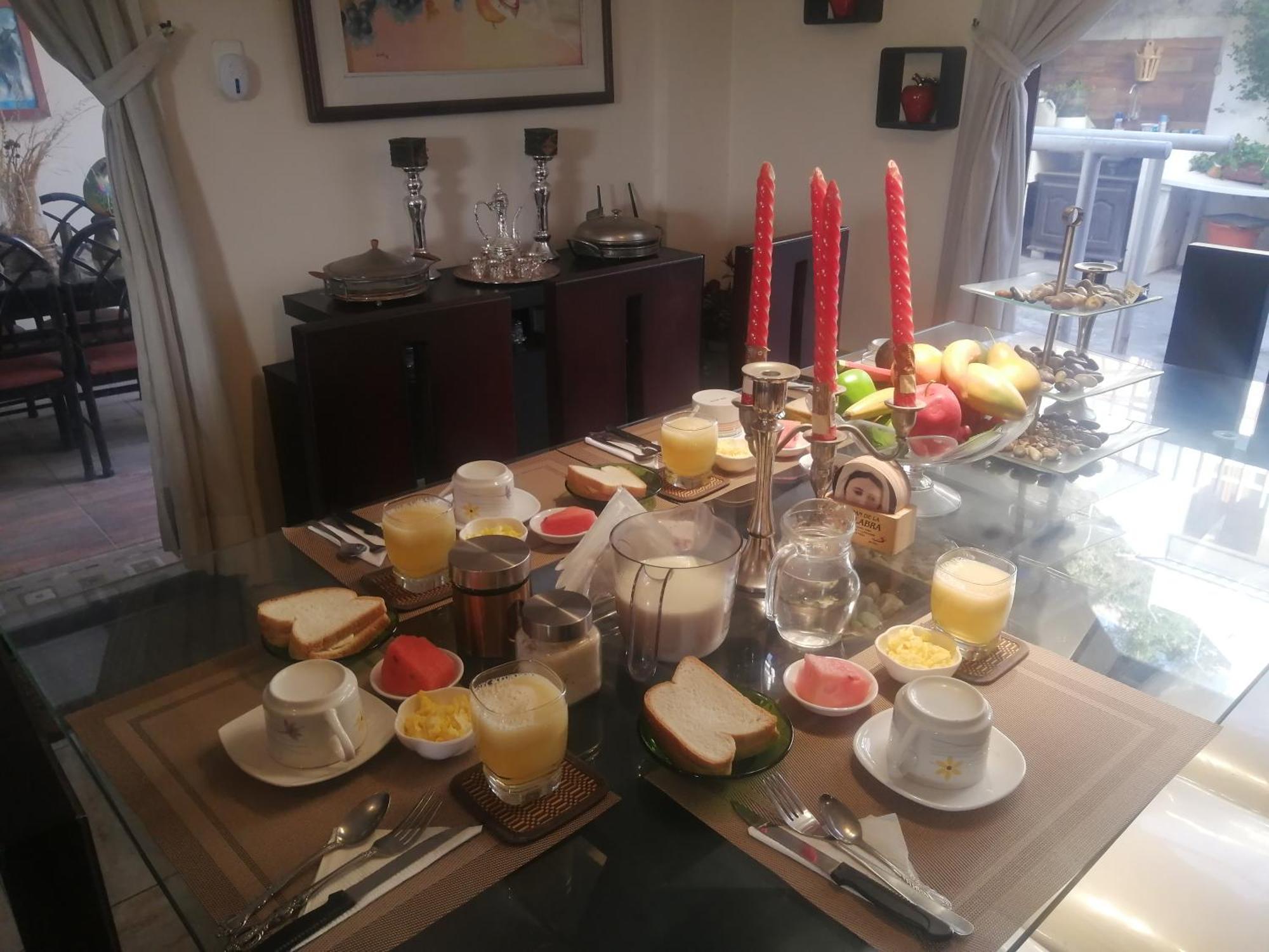 Fakali Homestay Кіто Екстер'єр фото