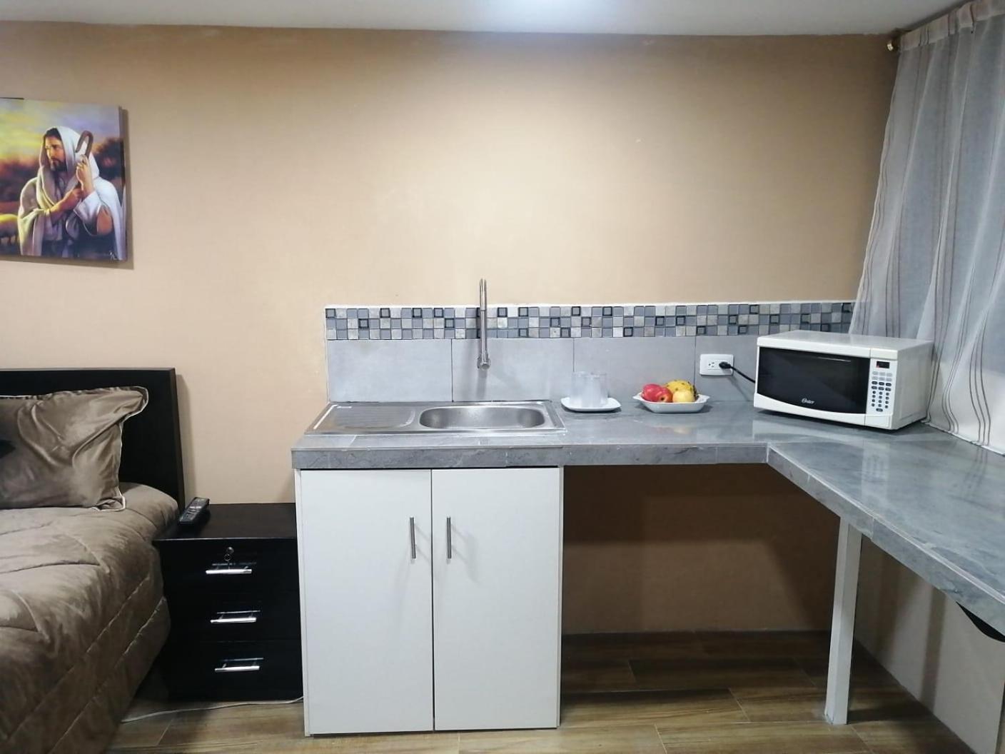 Fakali Homestay Кіто Екстер'єр фото